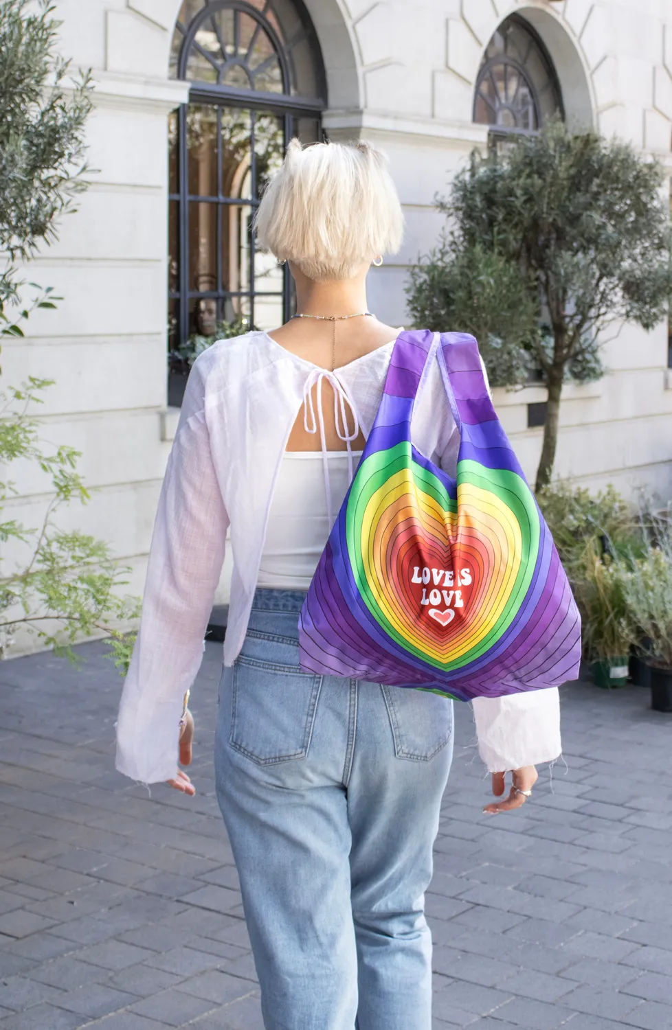 Kind Bag Love is Love handlenett regnbue 20 kg