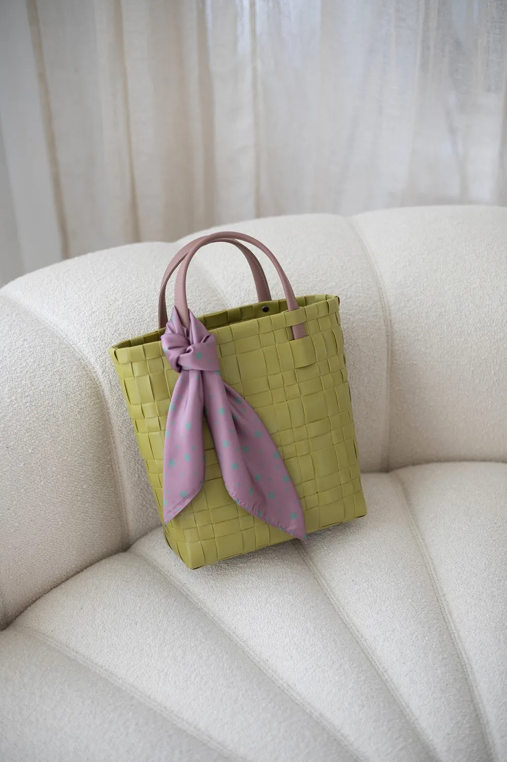 Handed By Bliss Mini håndveske resirkulert plast