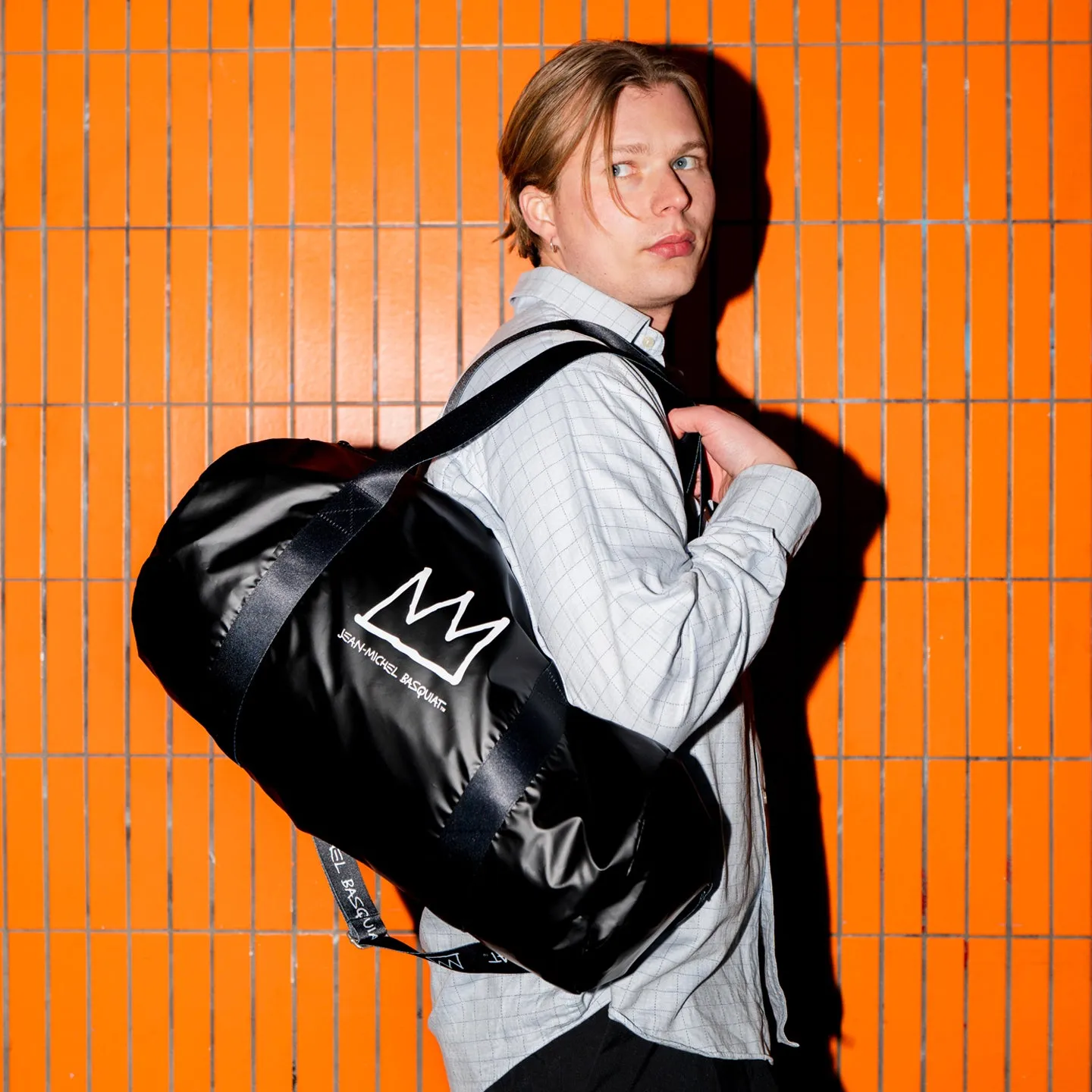 LOQI Jean-Michel Basquiat Crown Black weekender metallic svart