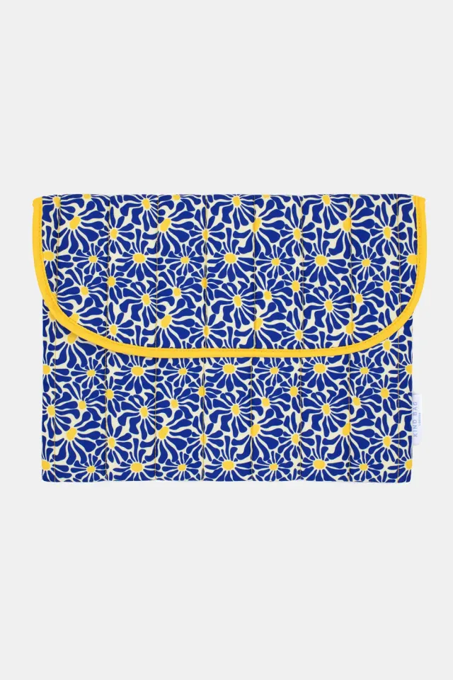 Kind Bag 16" laptop-sleeve Abstract Flowers Blue quiltet