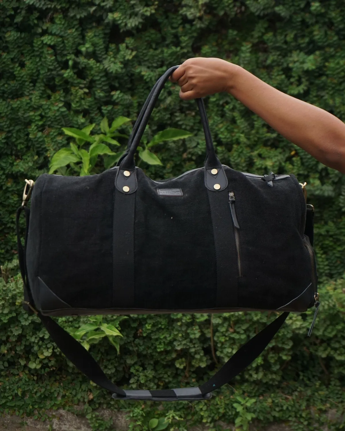 The Burlap People Duffel 2.0 weekendbag skoseksjon