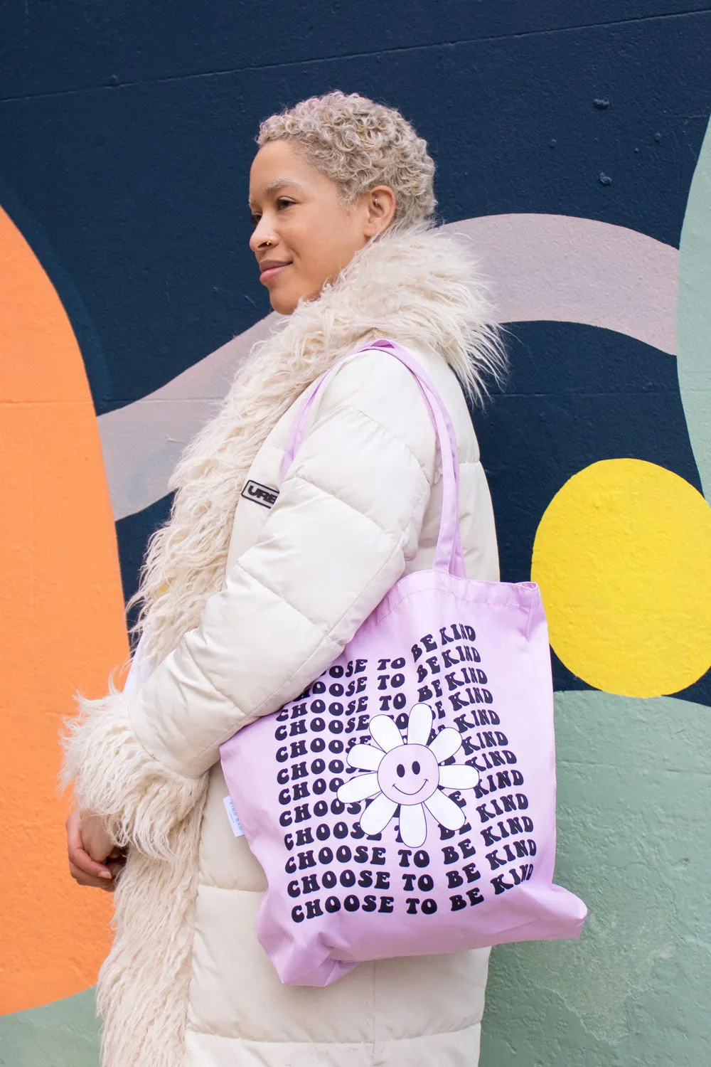 Kind Bag Choose Kind toteveske resirkulert