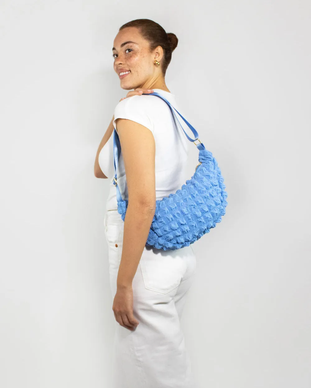 Kind Bag Crossbody Bag blå skulderveske resirkulert