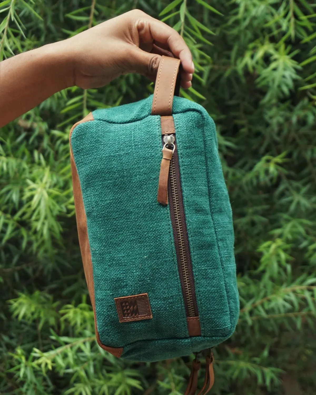 The Burlap People Toileteries toalettmappe Bottle Green
