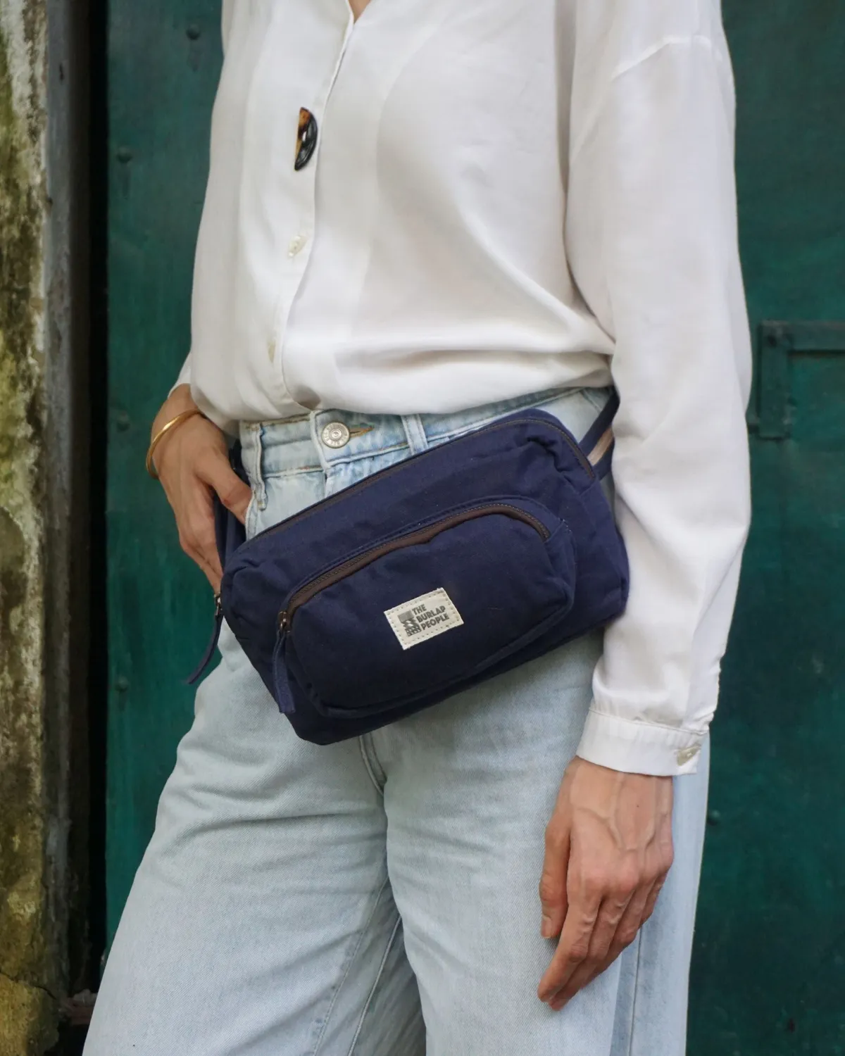 The Burlap People Travel Light Pack midjeveske svart