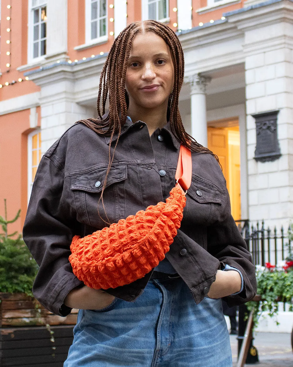 Kind Bag Orange skulderveske crossbody 5 kg