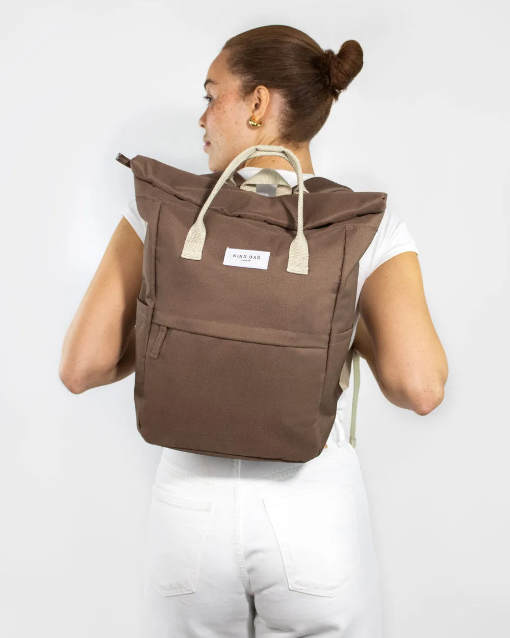 Kind Bag Hackney Medium ryggsekk Cocoa Brown 10L resirkulert