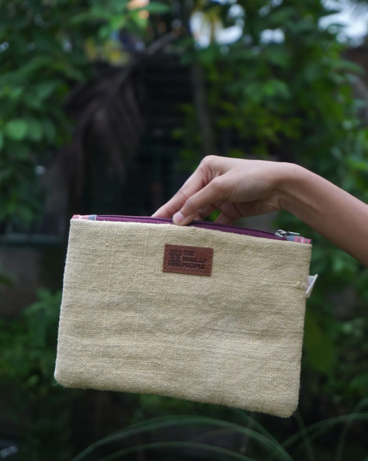 The Burlap People Ek Tara pouch flerfarget resirkulert