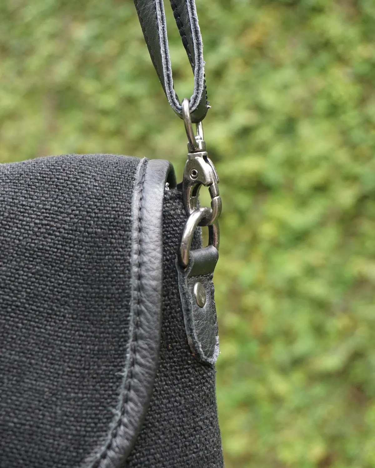 The Burlap People The Boo skulderveske Black crossbody