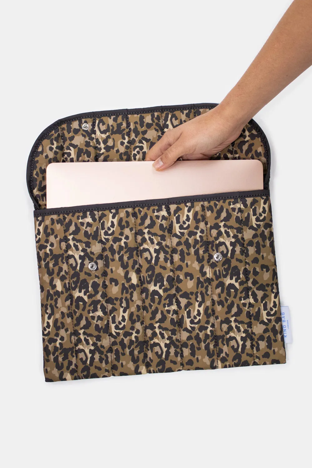 Kind Bag Leopard laptopmappe 13" vattert resirkulert