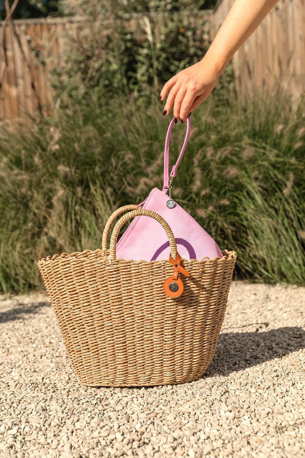Handed By Sofia shopper strandveske natur