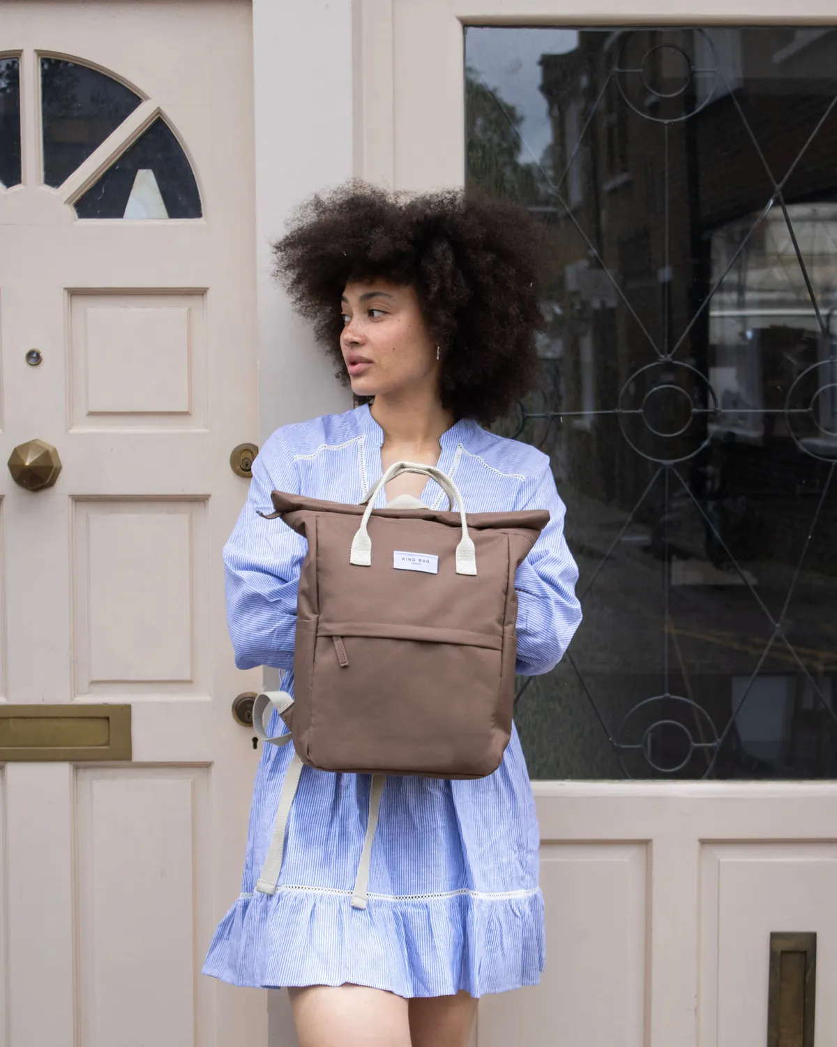Kind Bag Hackney Medium ryggsekk Cocoa Brown 10L resirkulert