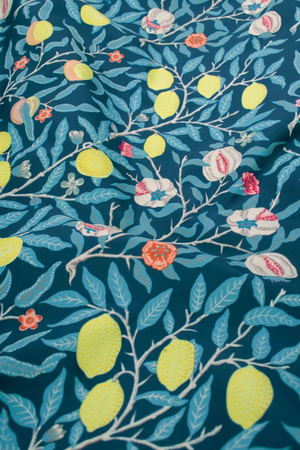 Kind Bag William Morris Fruit Medium handlenett