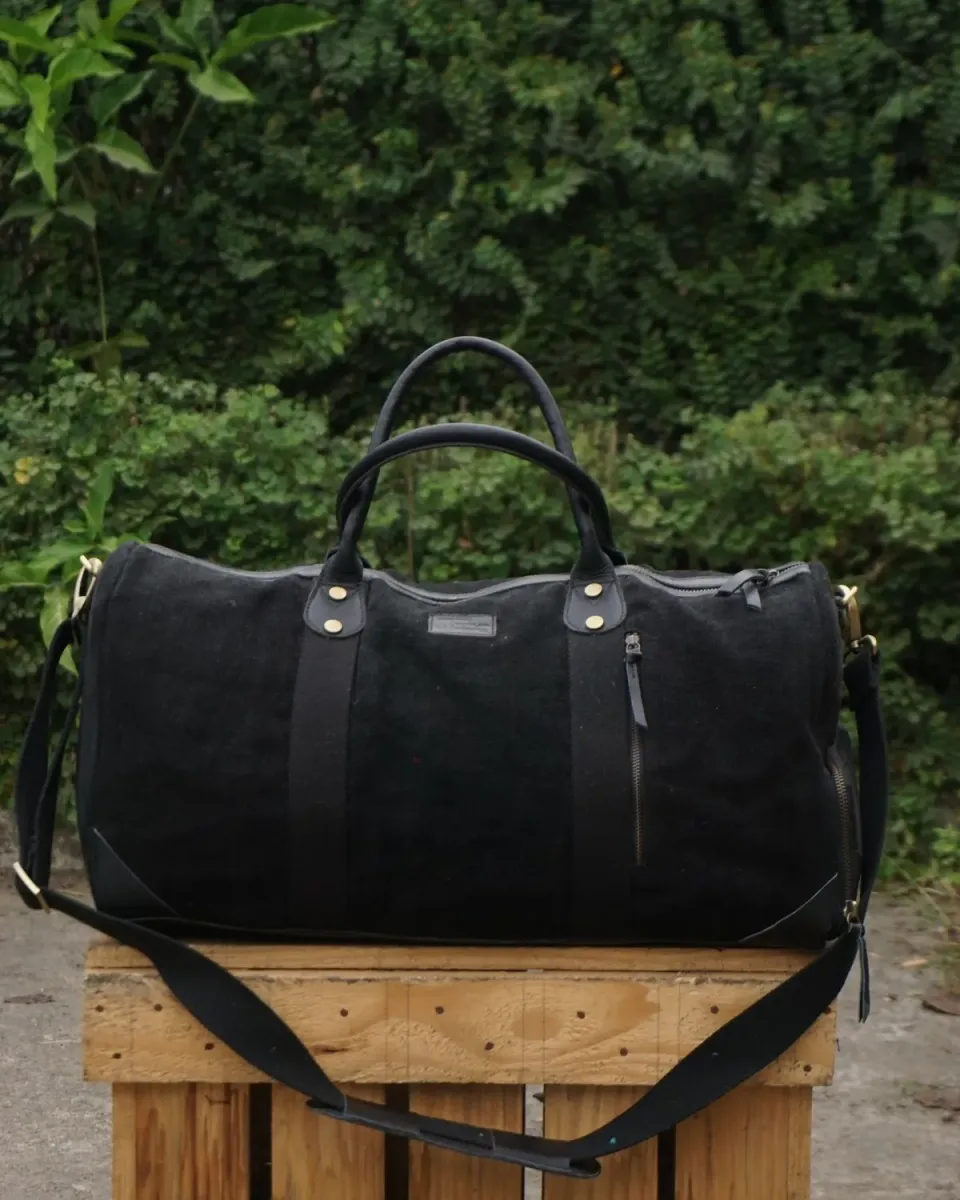The Burlap People Duffel 2.0 weekendbag skoseksjon