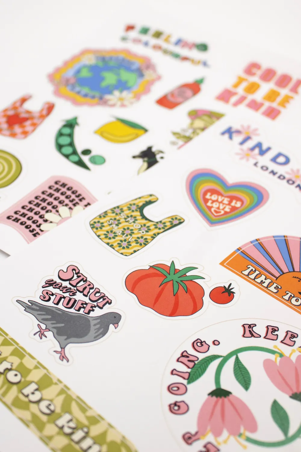 Kind Bag Stickers klistremerker 21 stk resirkulert