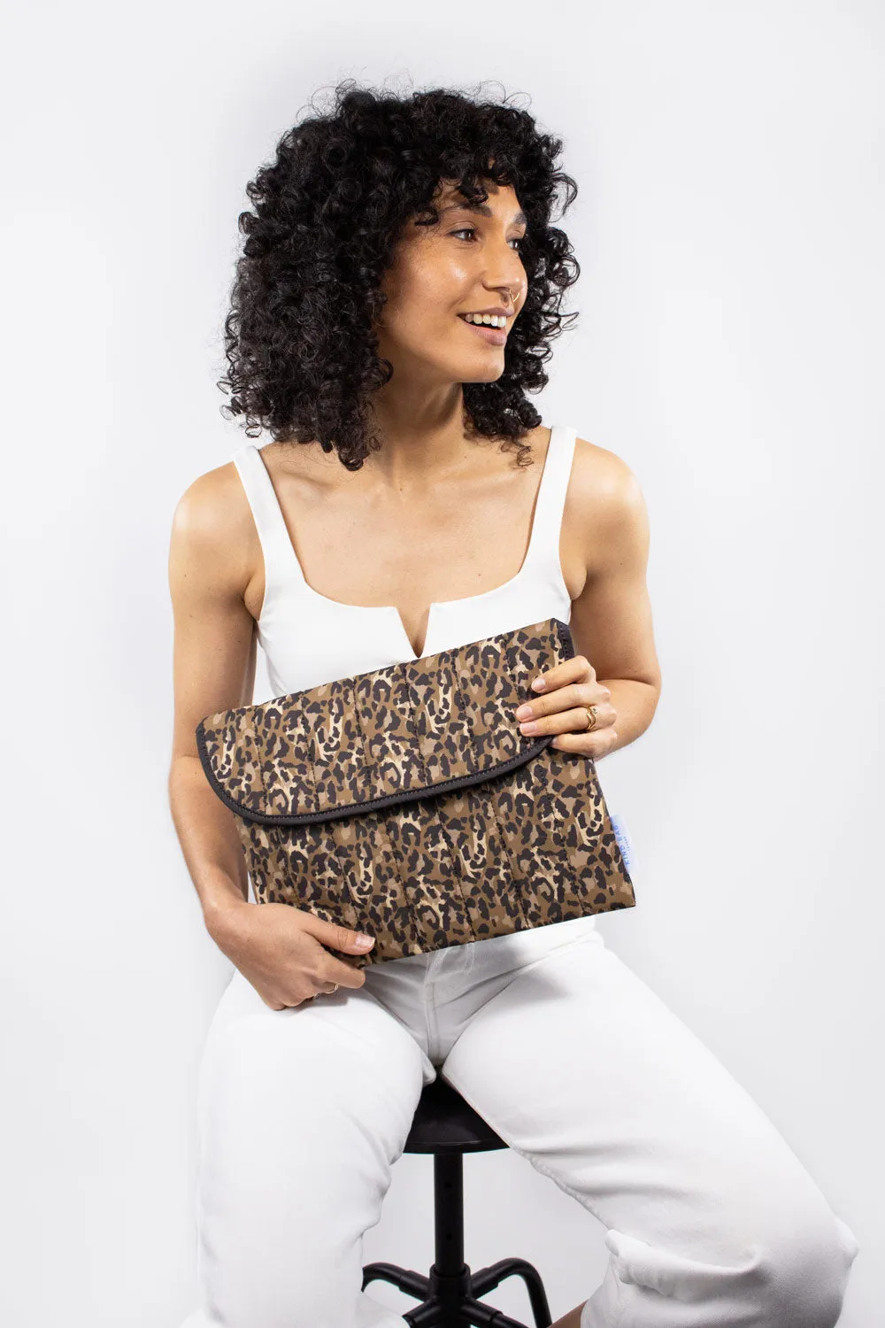 Kind Bag Leopard laptopmappe 13" vattert resirkulert