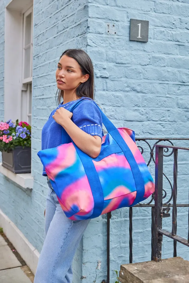 Kind Bag Aurora Carryall tote stor 32 liter blå rosa