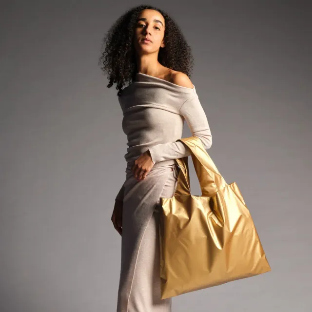 LOQI Metallic Gold handlenett gull med glidelåslomme
