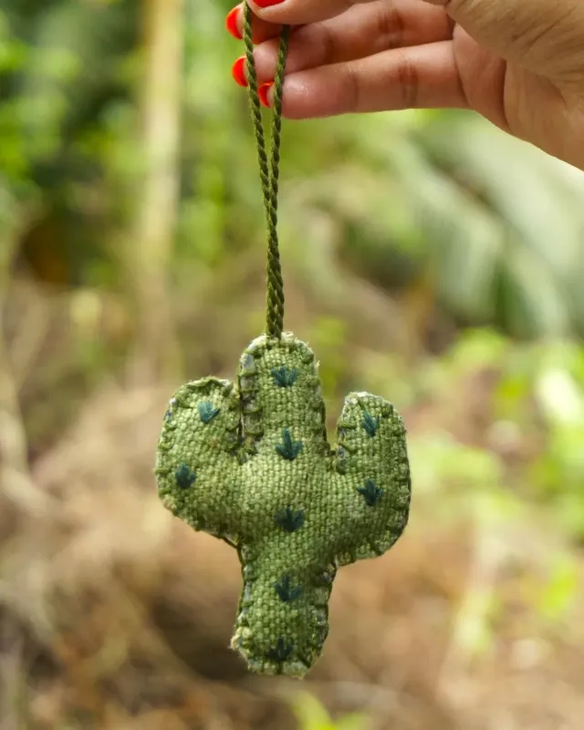 The Burlap People Burlap Charms veskeanheng Cool Cactus