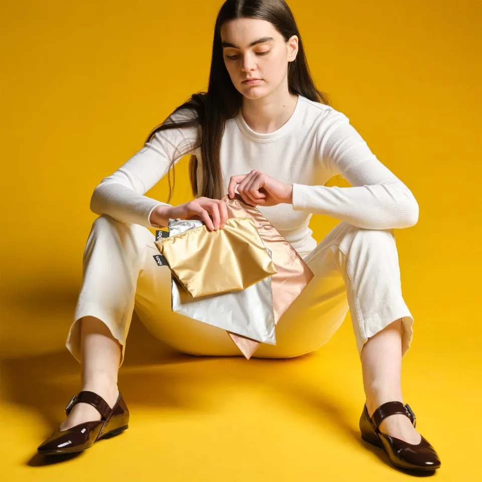 LOQI Metallic Zip Pockets handlenett med glidelås