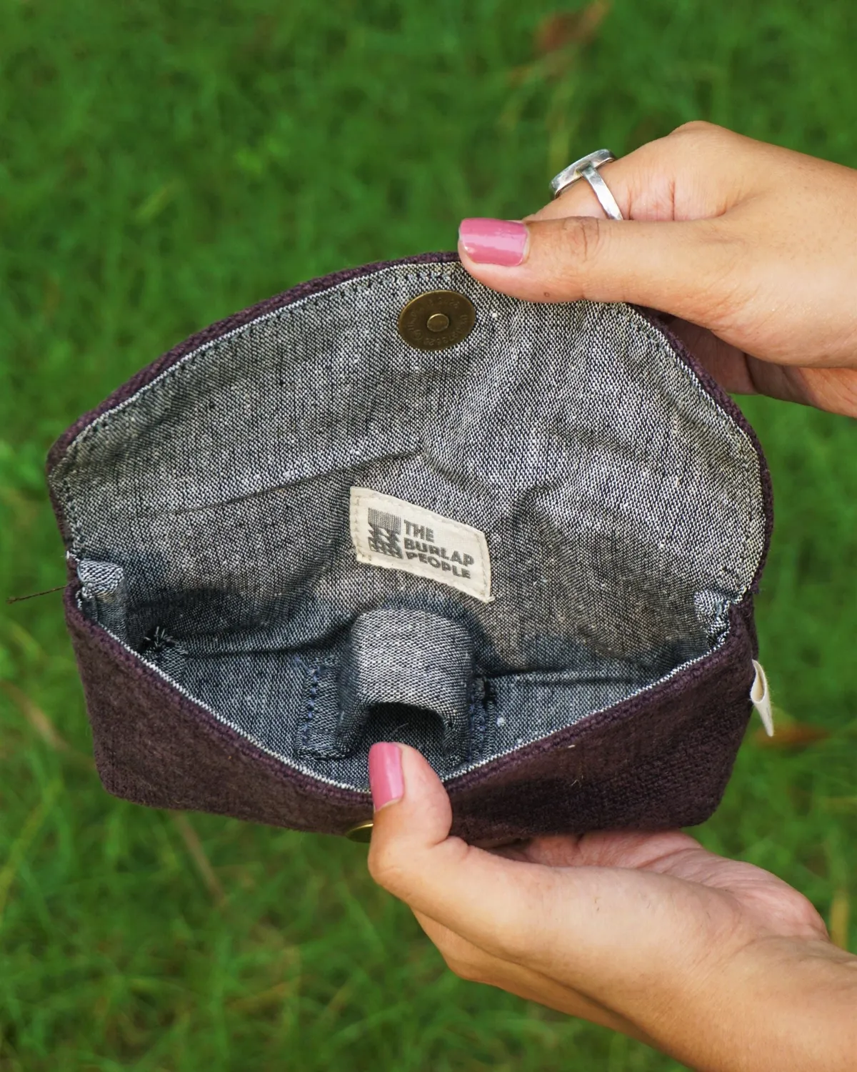 The Burlap People Sunglass Pouch solbrilleetui brun jute