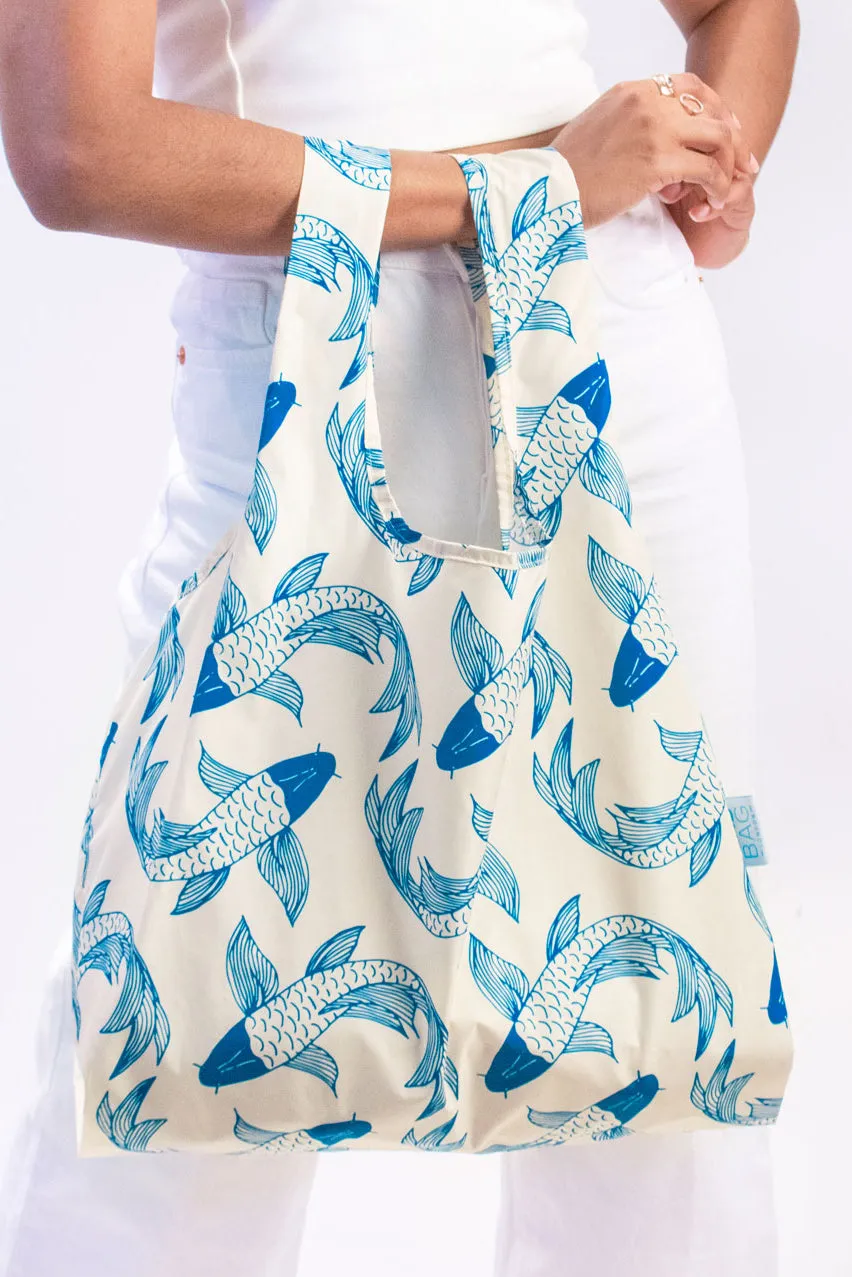 Kind Bag Reusable Koi Fish Medium handlenett resirkulert