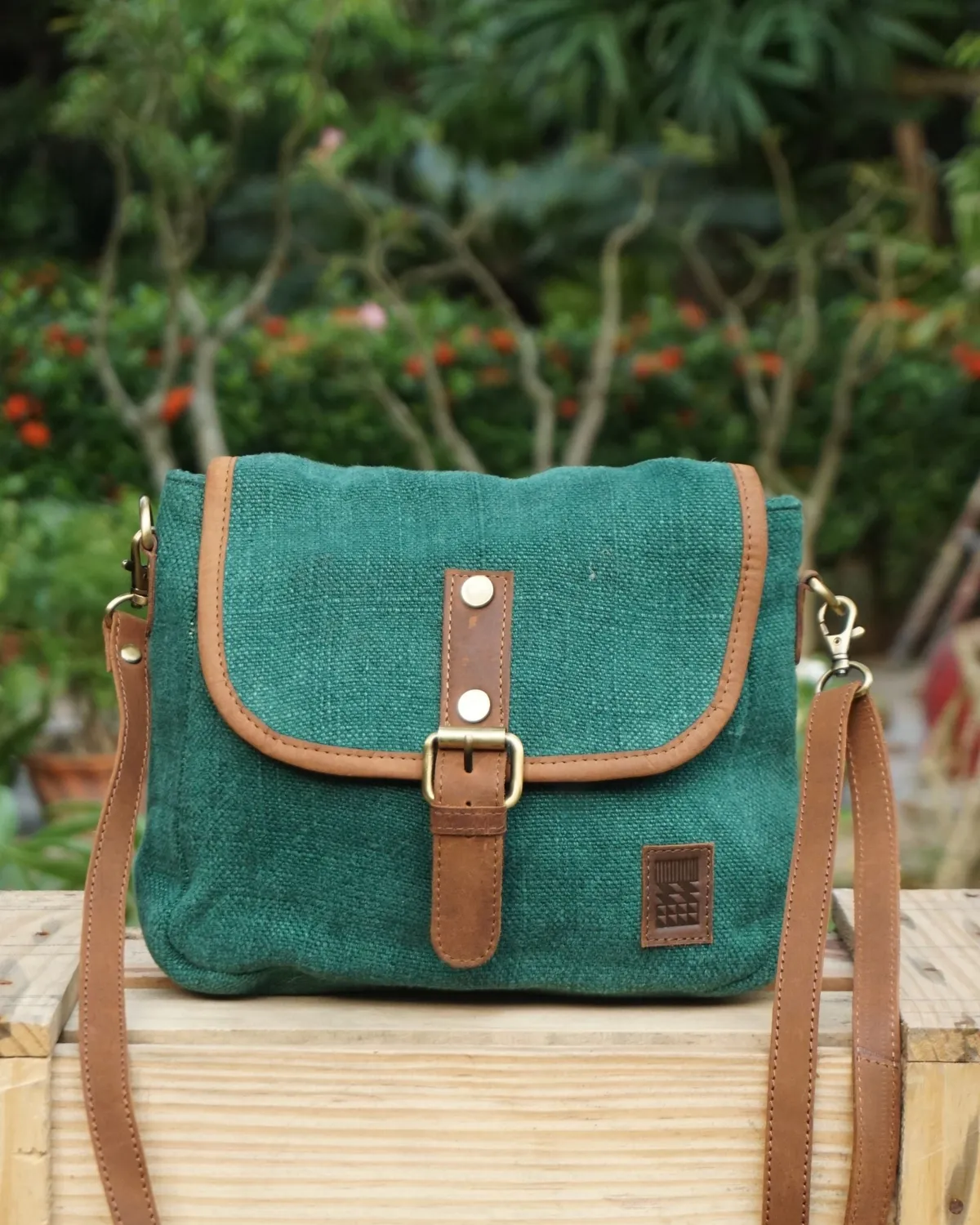 The Burlap People The Boo skulderveske Black crossbody