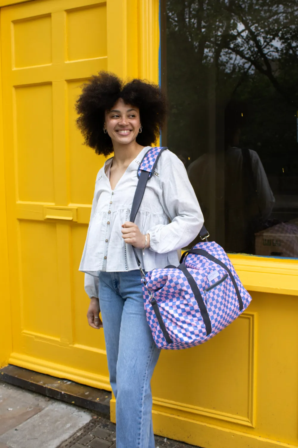 Kind Bag Weekender Checkerboard Blue Pink weekendbag resirkulert