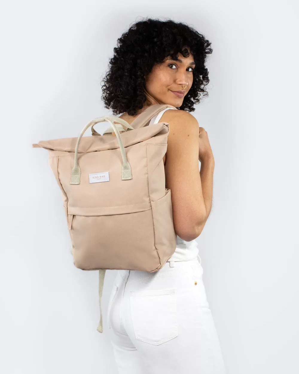 Kind Bag Hackney Medium ryggsekk beige vannavstøtende