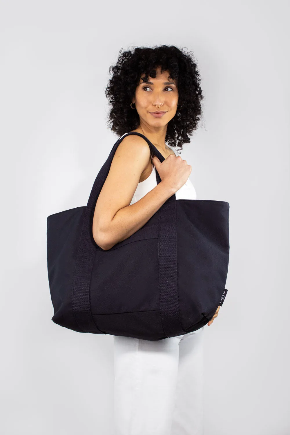 Kind Bag Carryall toteveske svart 32 liter vanntett