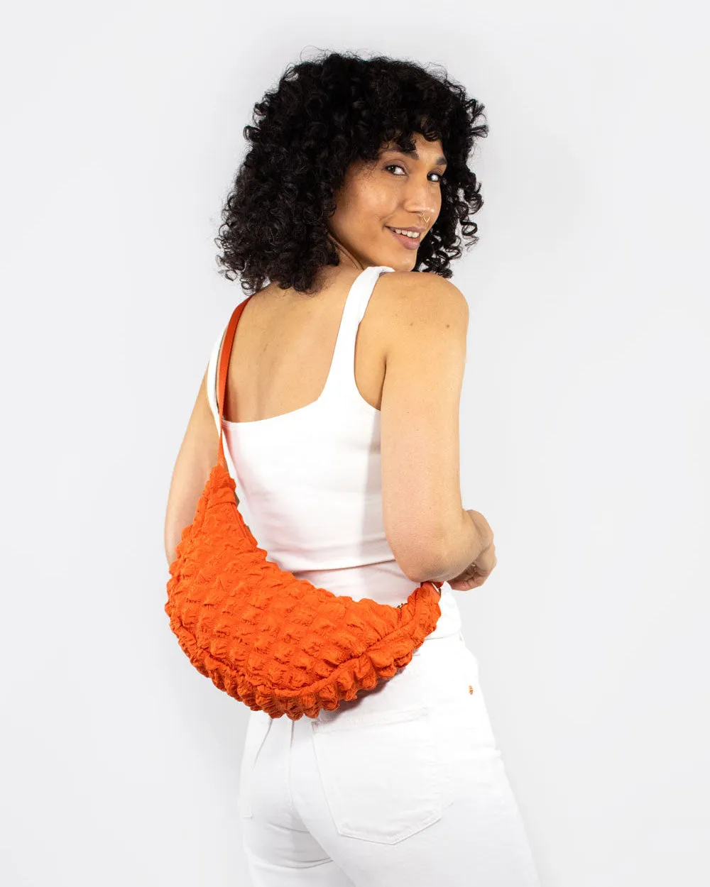 Kind Bag Orange skulderveske crossbody 5 kg